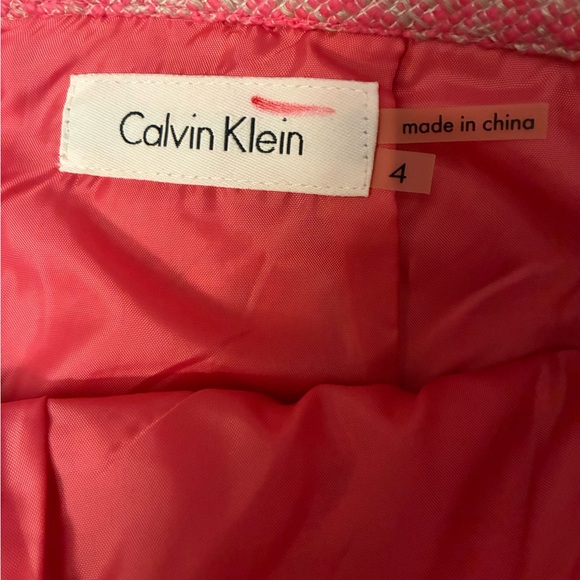 Calvin Klein Pink Tweed Suit with pencil skirt (Blazer=6, Skirt =4) - Picture 9 of 13